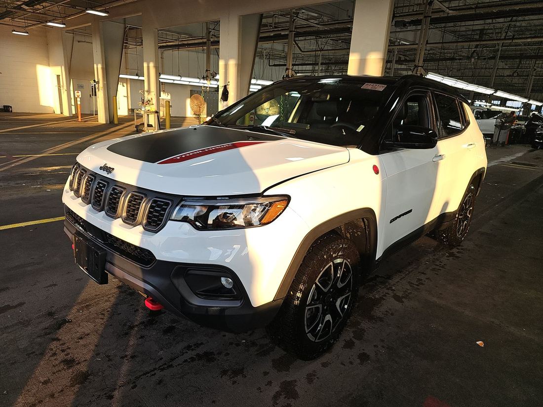 2025 JEEP Trailhawk