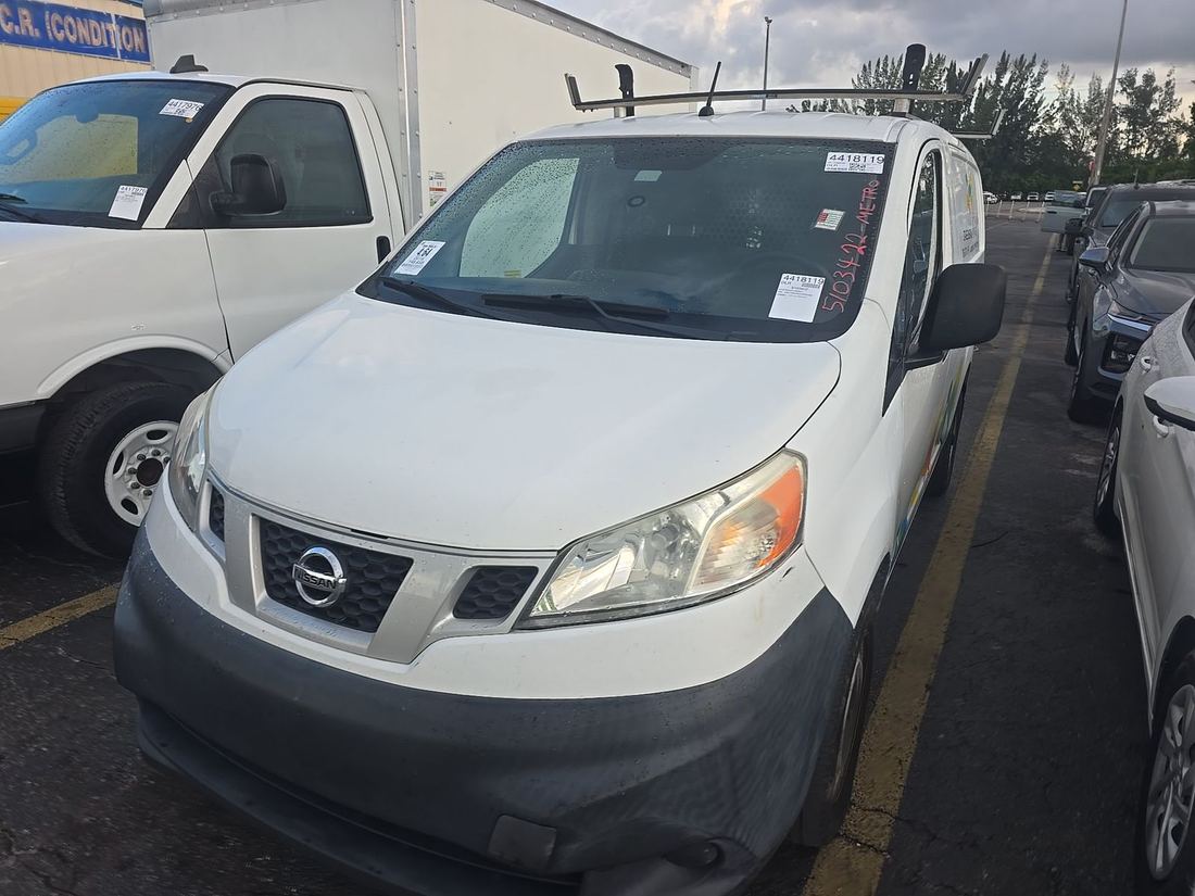 2016 NISSAN NV200