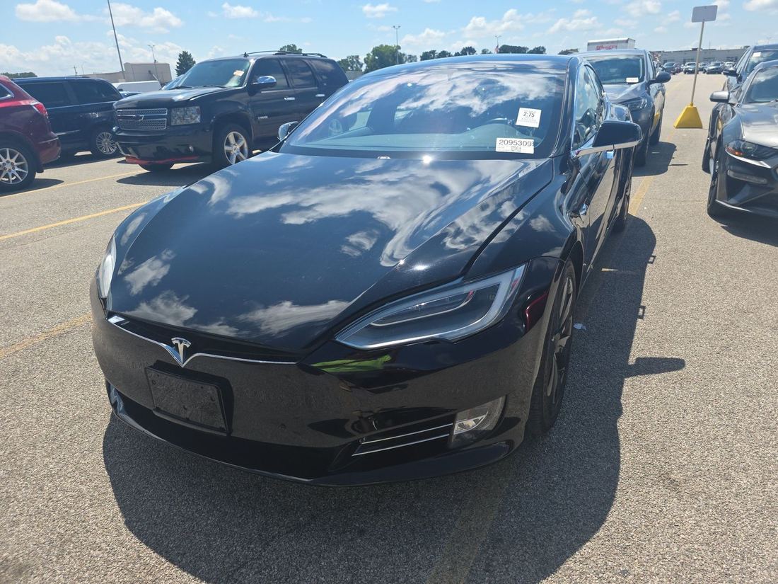 2021 TESLA Model S
