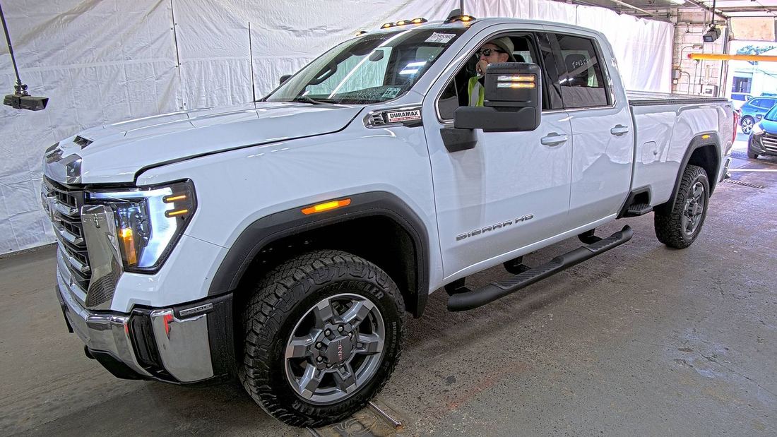 2025 GMC 2500