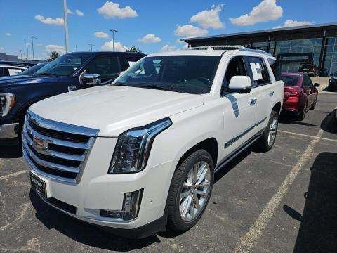 2020 Cadillac Premium Luxury