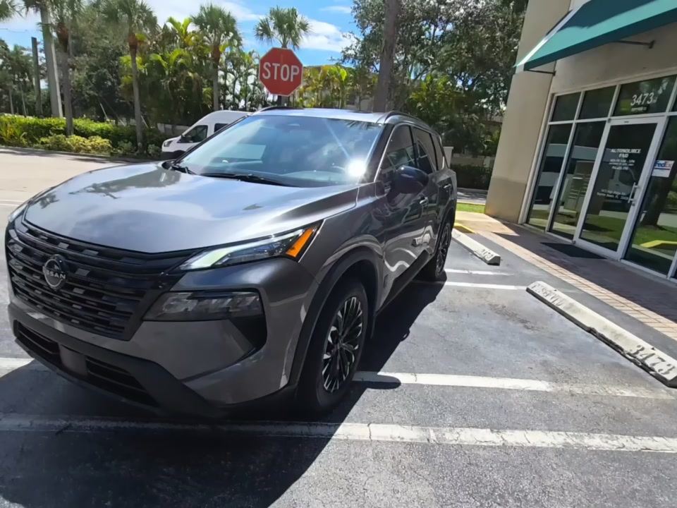 2026 Nissan SV