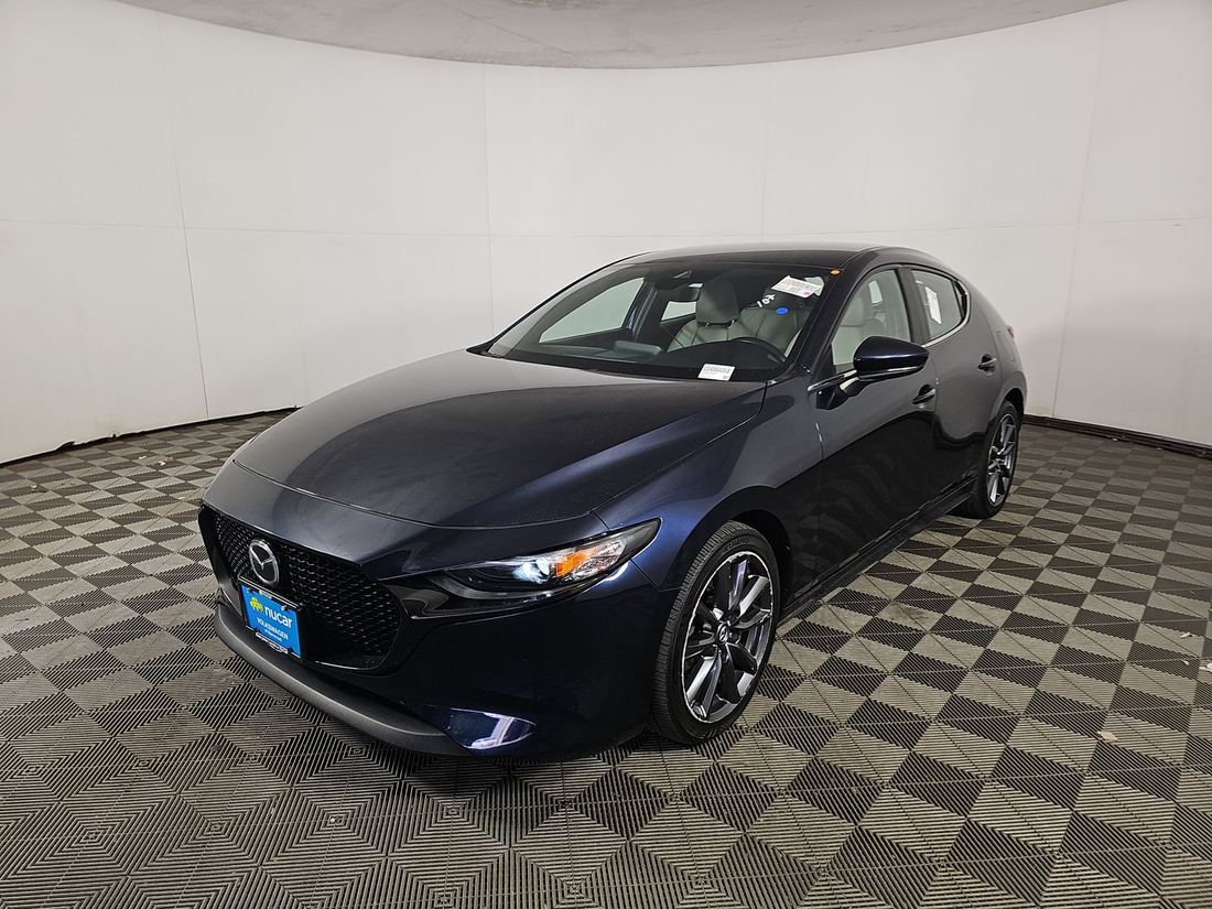 2020 MAZDA Mazda3 with Preferred package