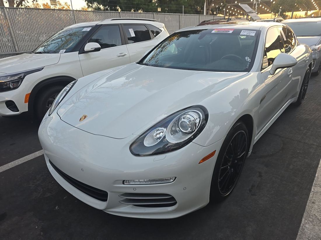 2015 PORSCHE S (2WD), 4S (4WD)