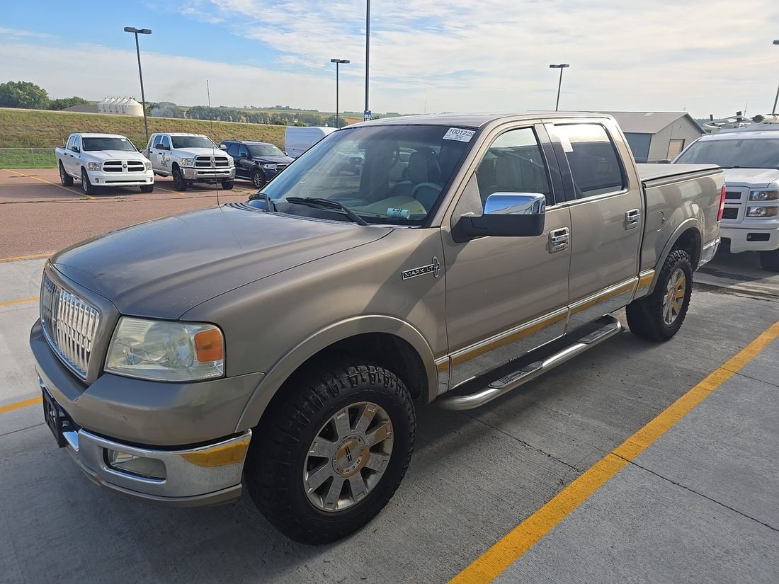 2006 Lincoln Mark LT