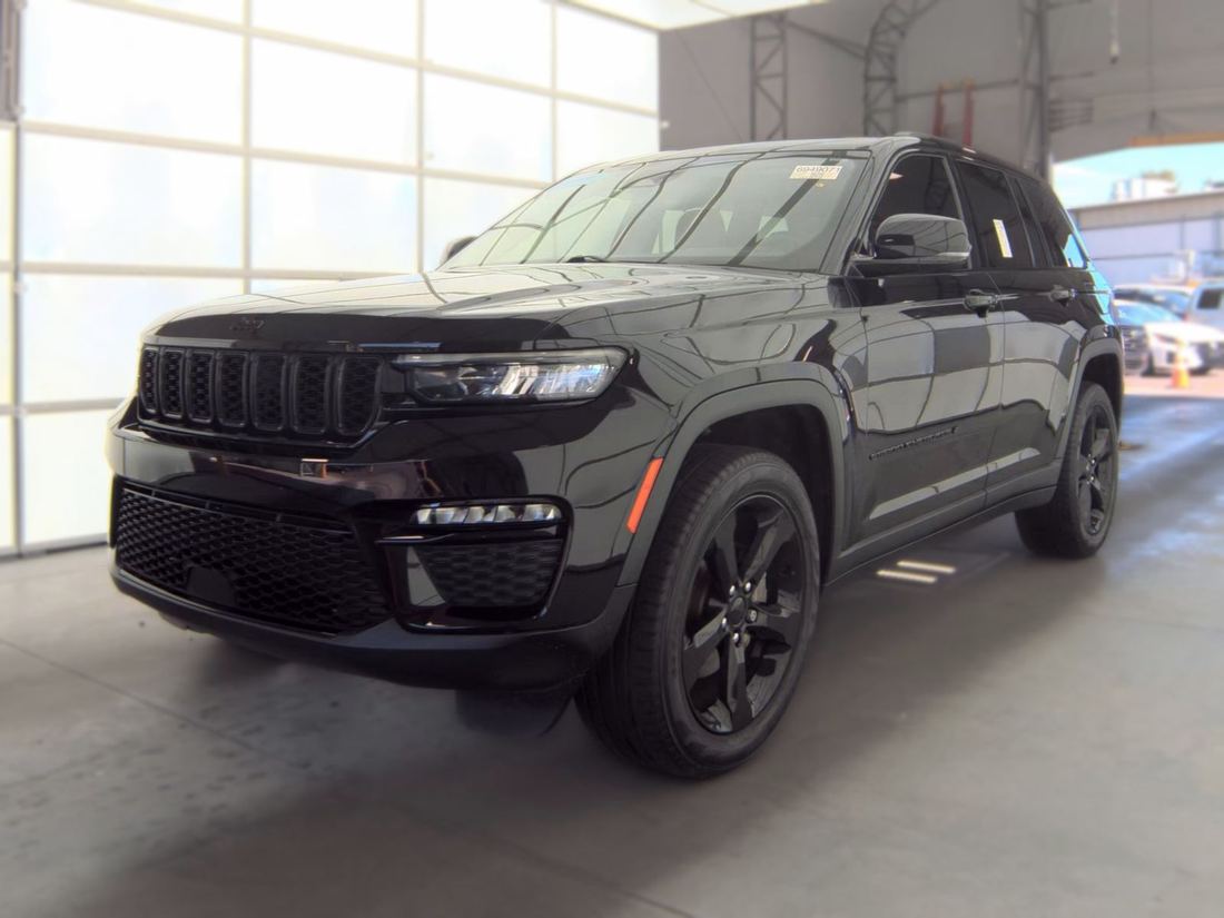 2023 JEEP Limited