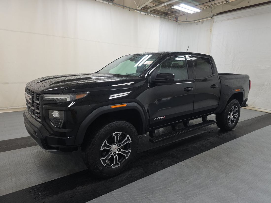 2024 GMC AT4