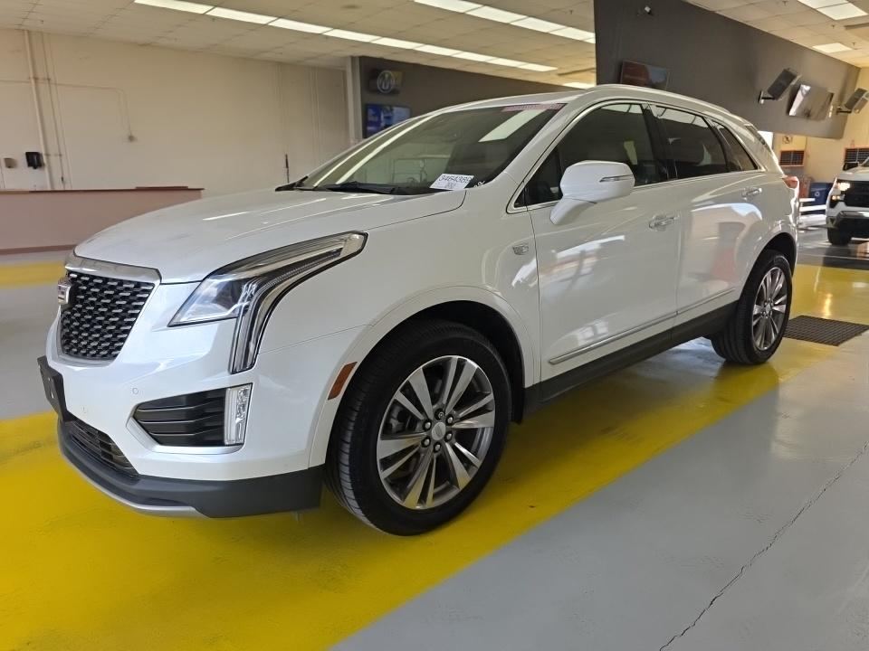 2022 Cadillac Premium Luxury