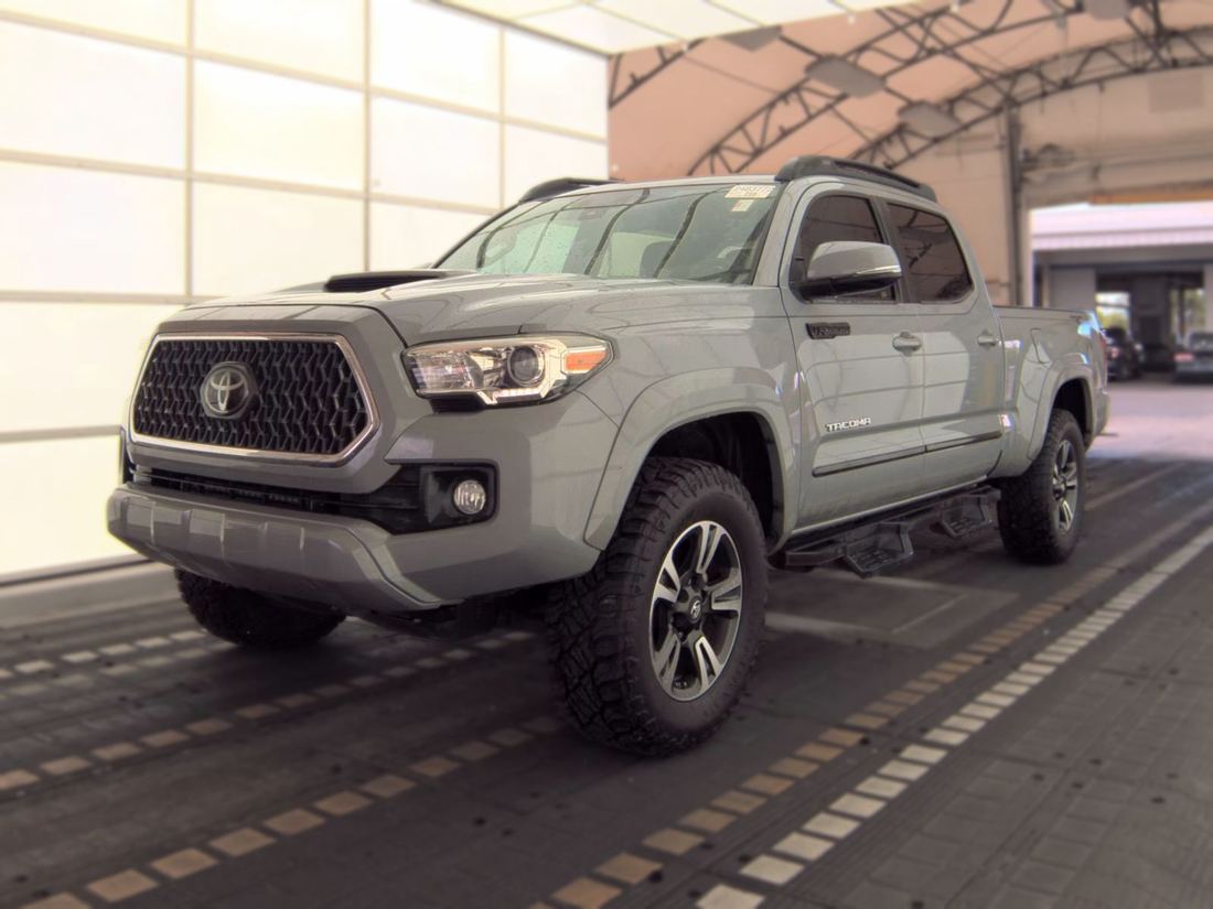 2018 TOYOTA GRN330L