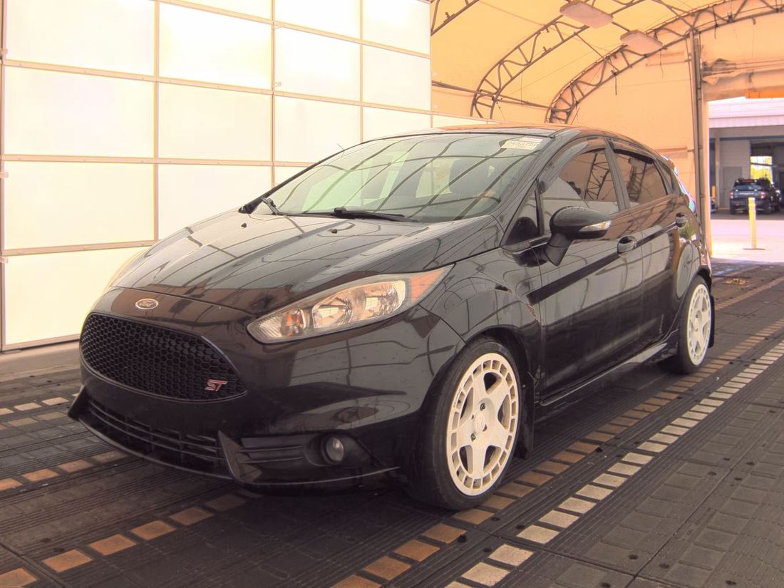 2018 FORD ST