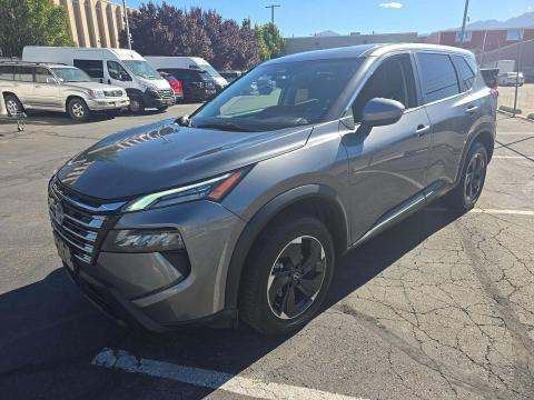 2024 Nissan SV