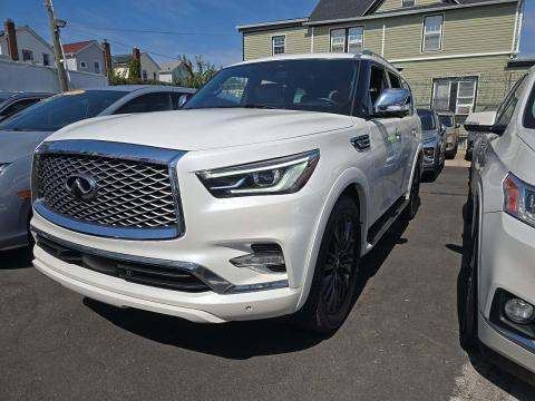 2023 INFINITI Premium