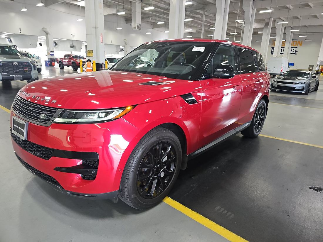 2025 Land Rover P360 S
