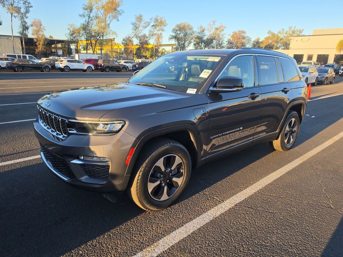 2023 Jeep 4XE