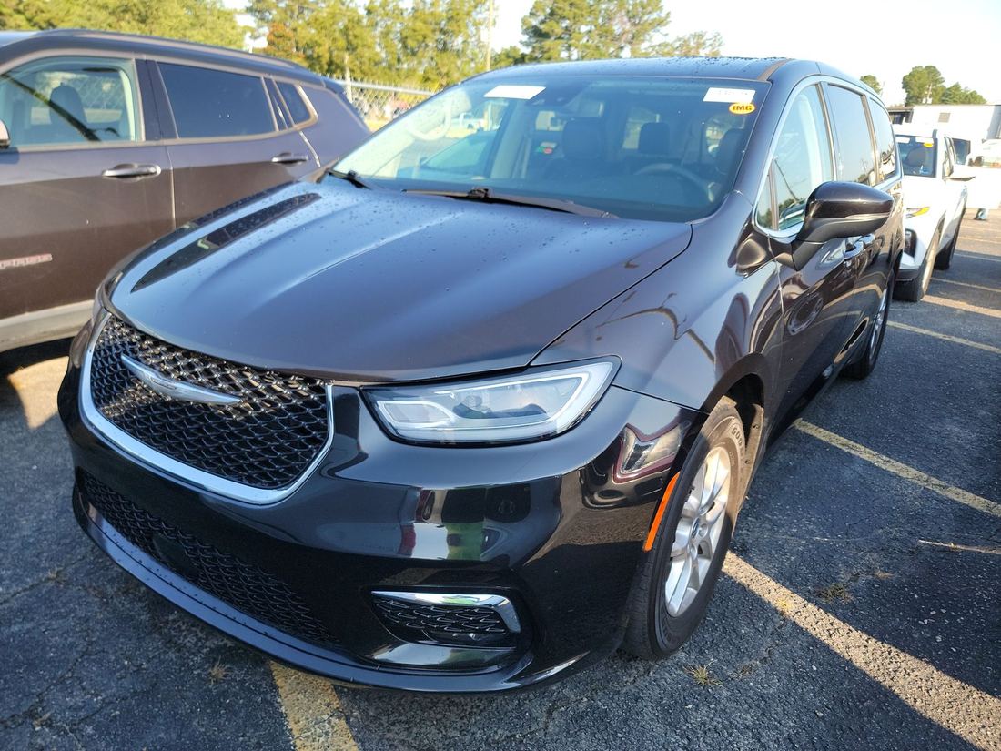 2023 Chrysler Touring L
