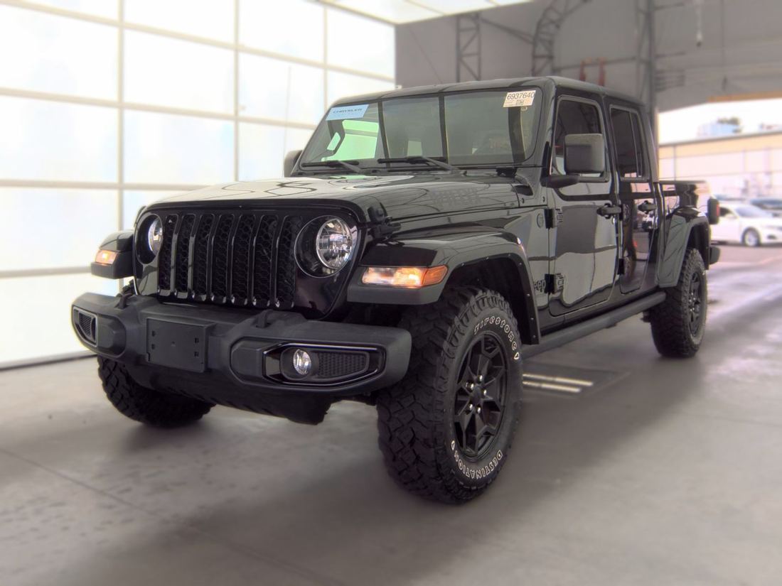 2022 JEEP Sport