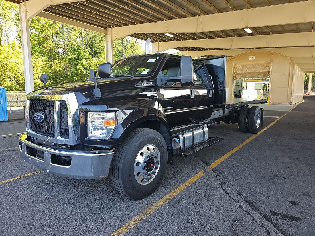 2024 Ford F-Series Super Duty-Dual Rear Wheels
