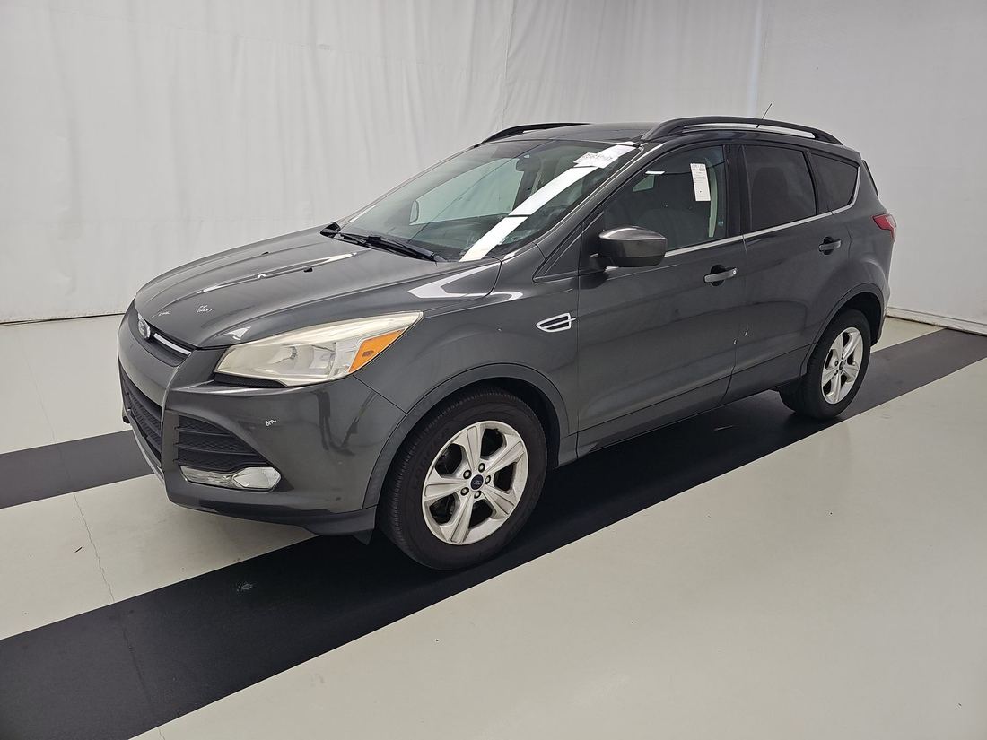 2016 FORD SE