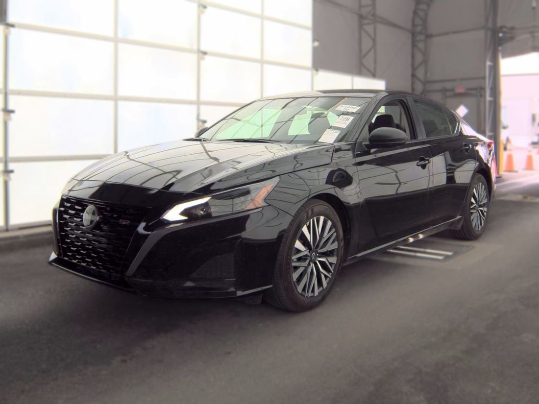 2026 NISSAN SV