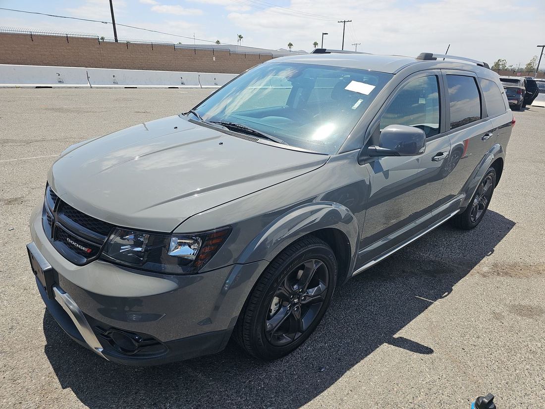 2019 Dodge Crossroad