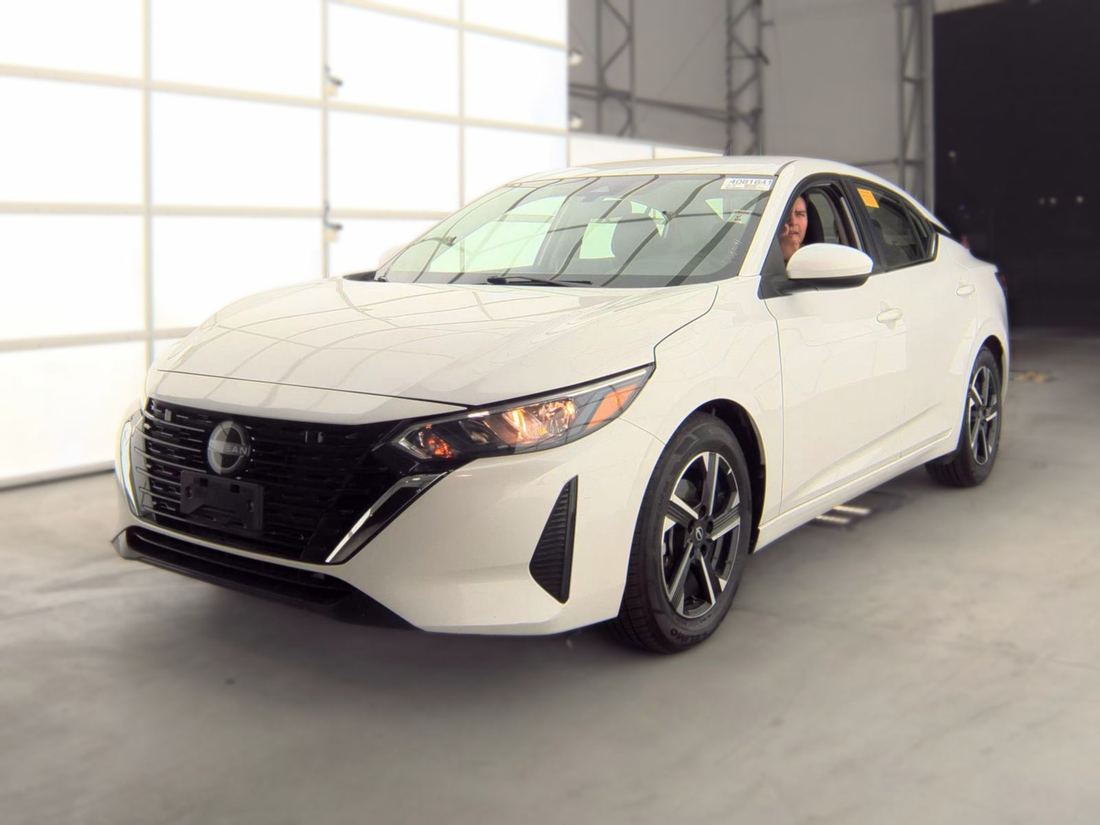 2024 Nissan SV