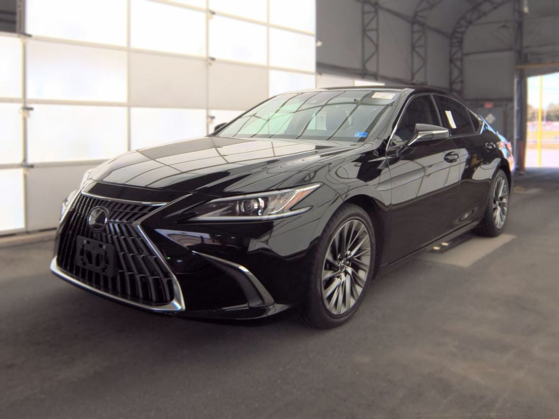2024 Lexus 10 Series