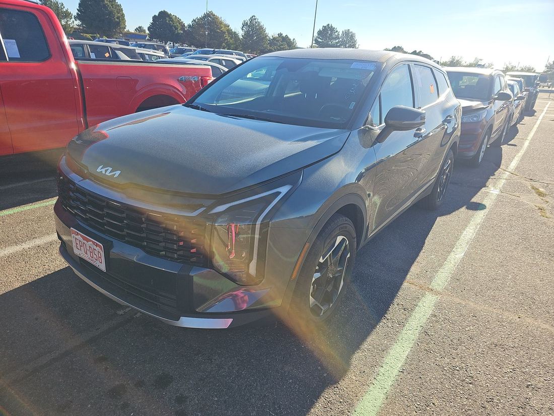 2026 Kia LX, S