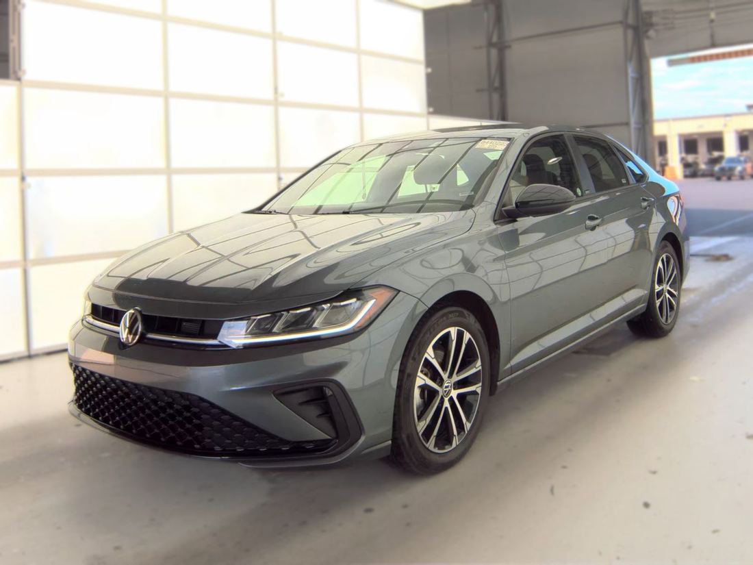 2025 Volkswagen Sport