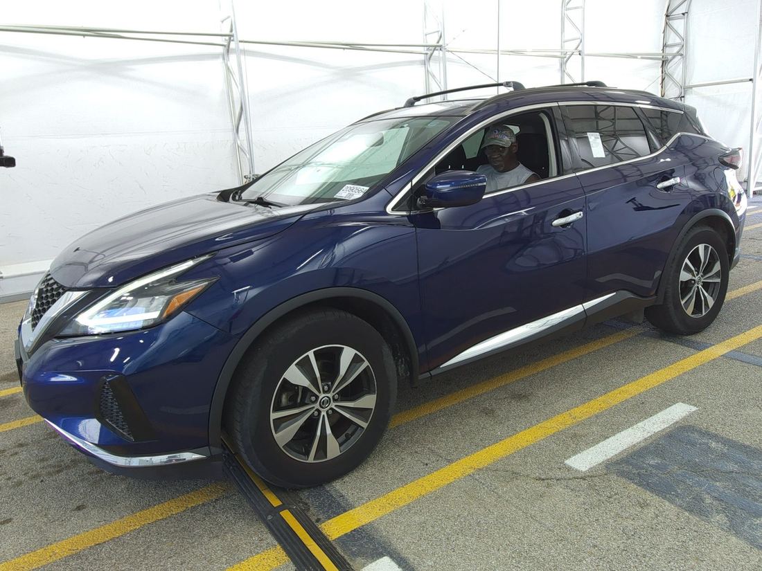2020 Nissan SV