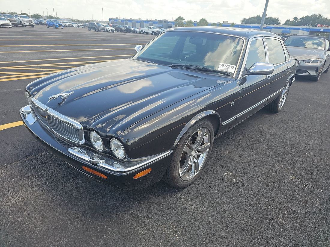 2003 Jaguar Vanden Plas