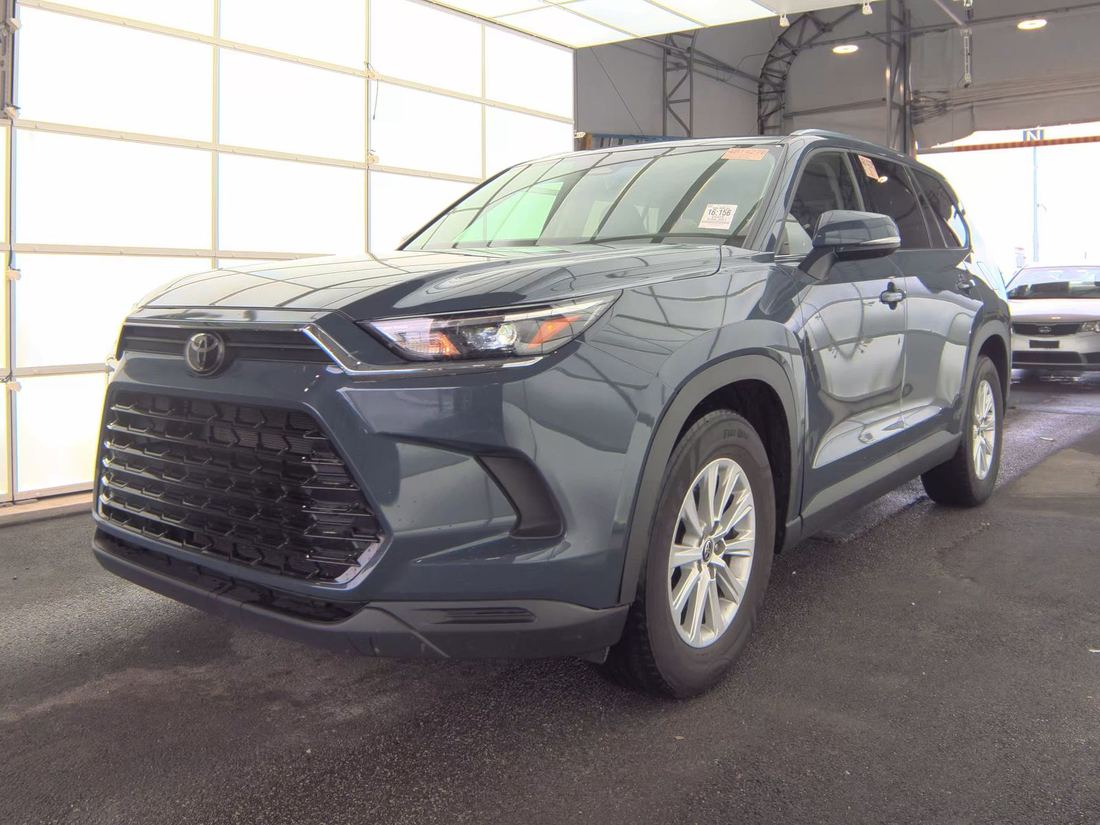2025 Toyota 15 Series