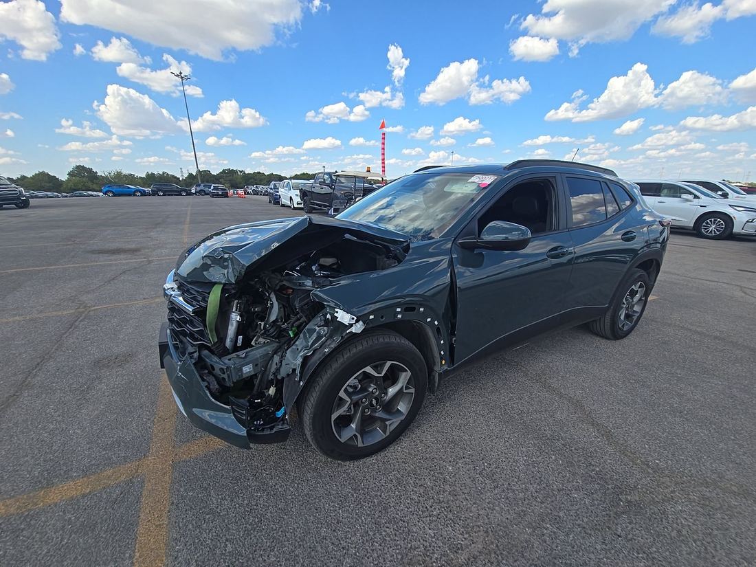 2025 CHEVROLET 1LT