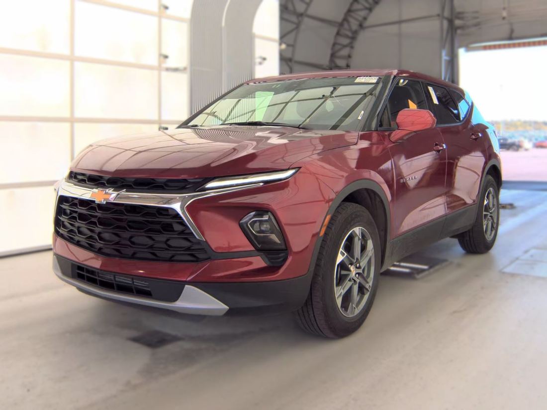 2025 Chevrolet 2LT