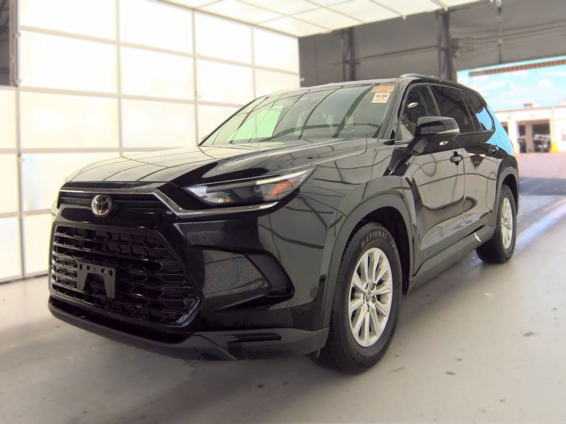 2025 Toyota 15 Series