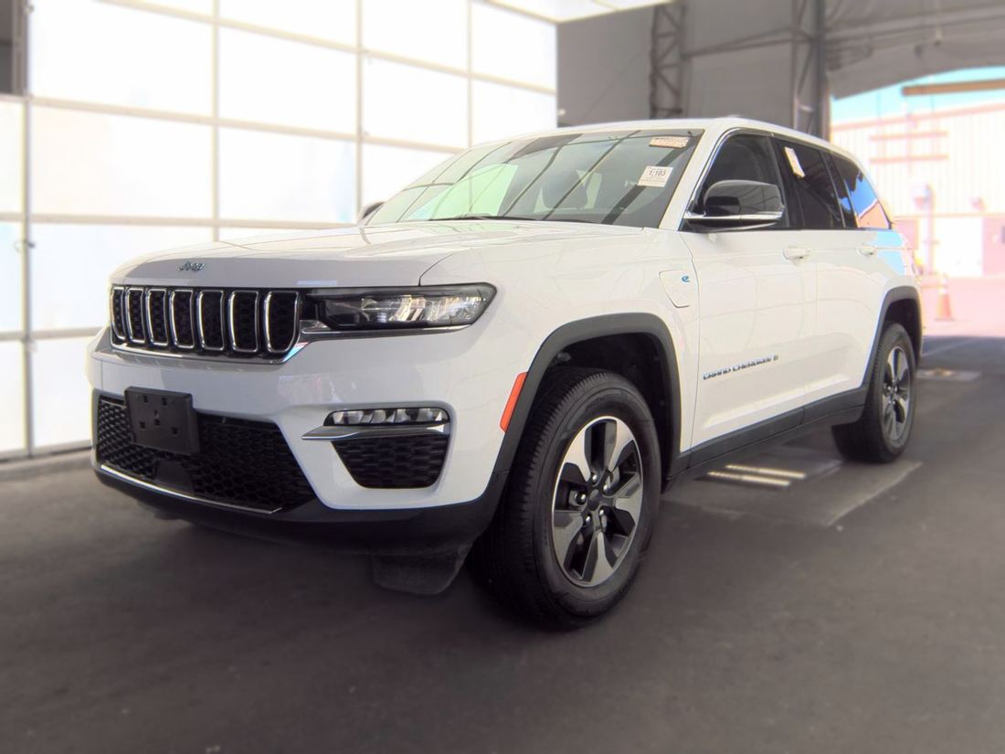 2023 JEEP 4XE