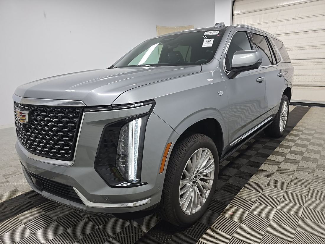 2025 Cadillac Premium Luxury +Touring Pkg