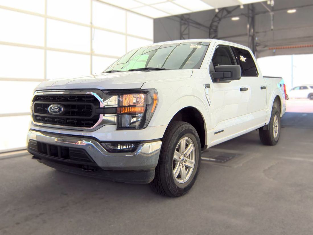2023 Ford SuperCrew