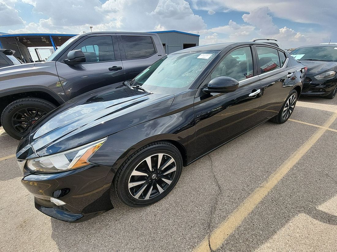2020 NISSAN S