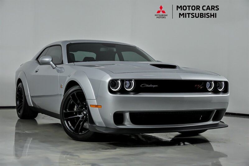 2023 Dodge LA