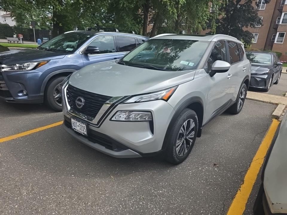 2023 Nissan SV