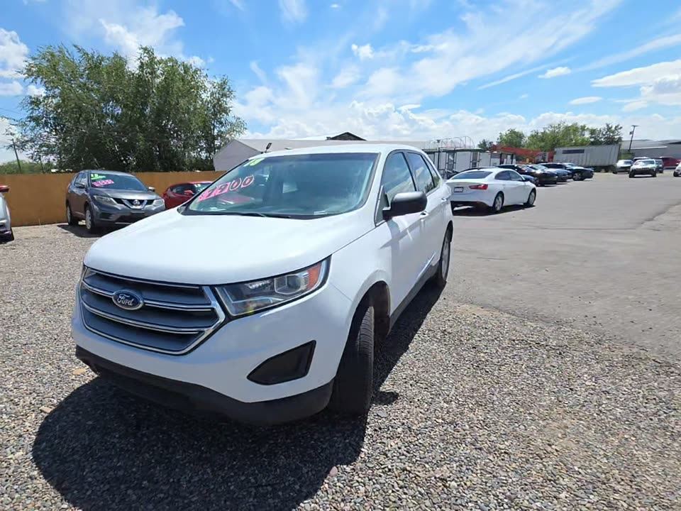 2018 Ford SE