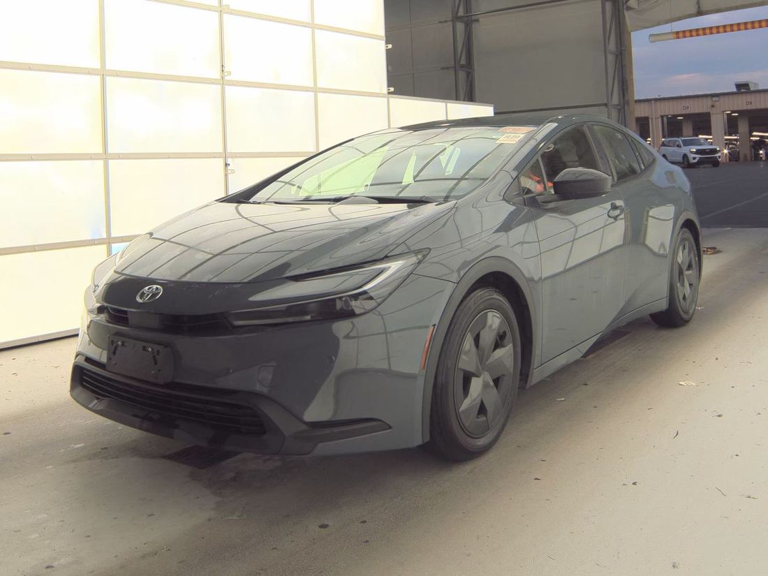 2025 TOYOTA 60 Series