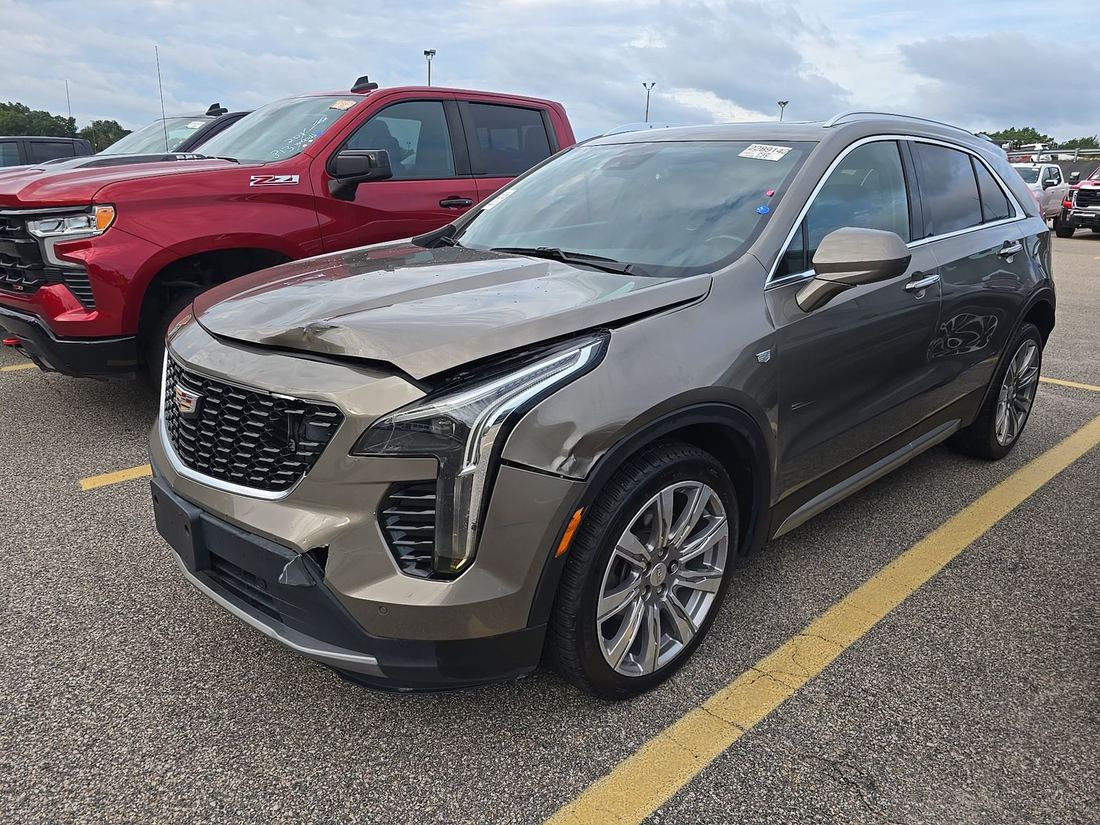 2020 CADILLAC Premium Luxury