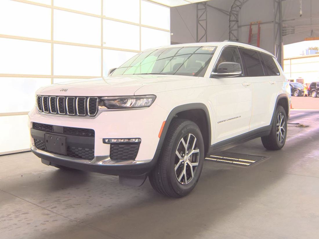 2023 JEEP Limited