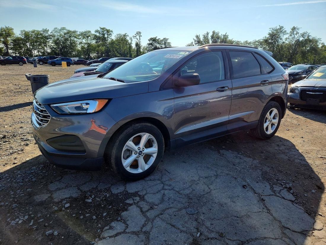 2021 Ford SE