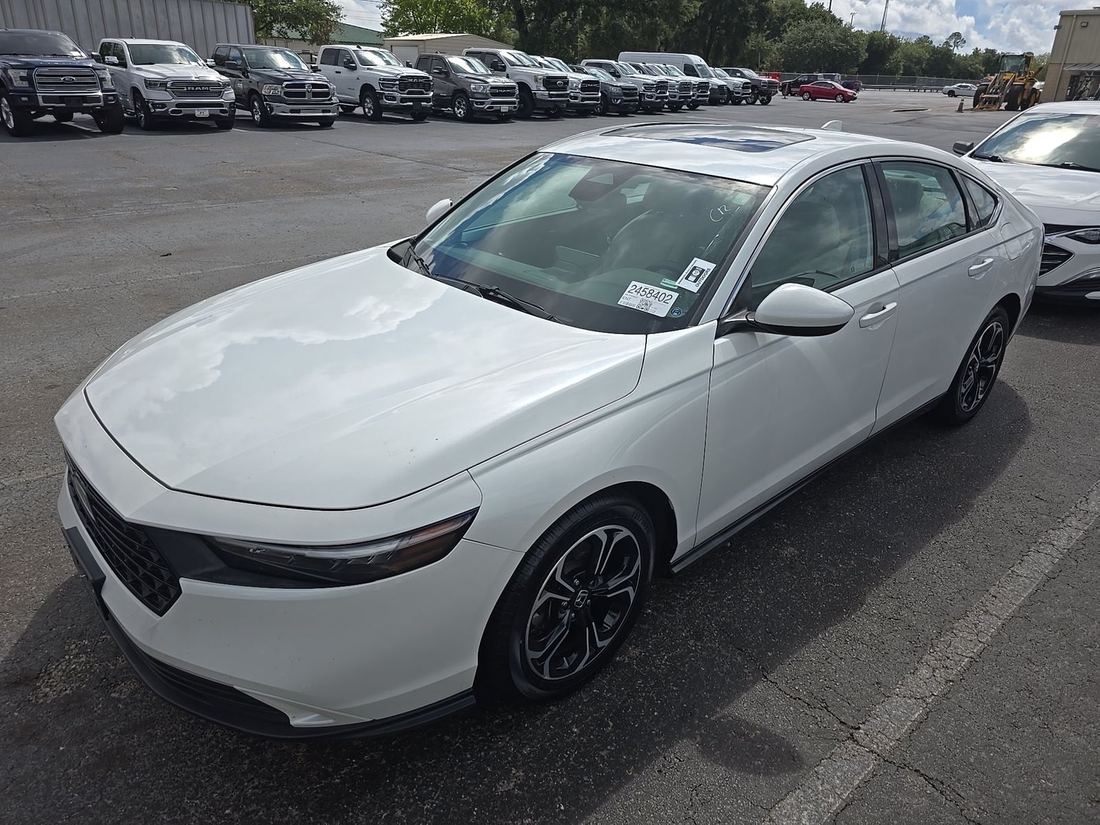 2023 HONDA EX