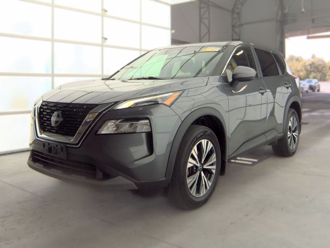 2023 NISSAN SV