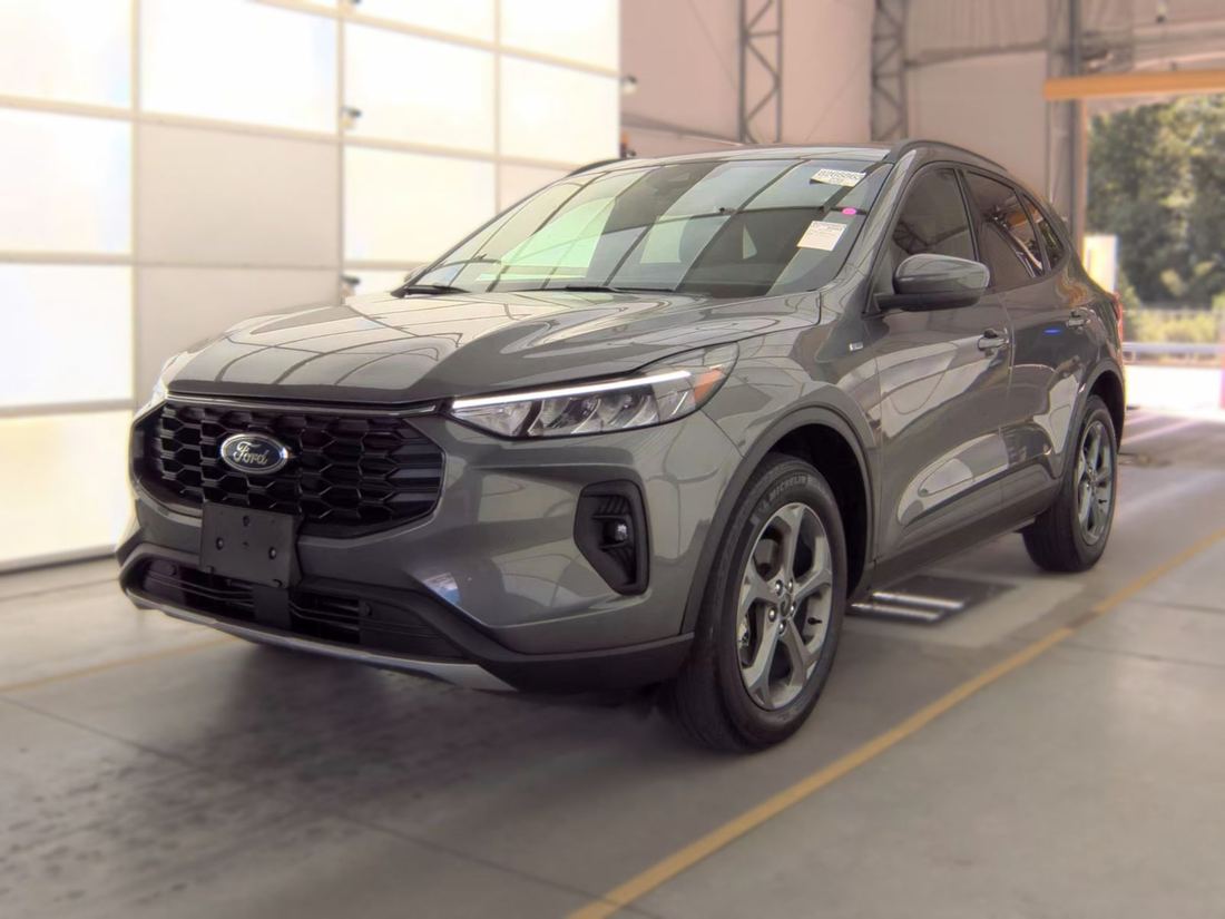 2025 Ford ST Line Select