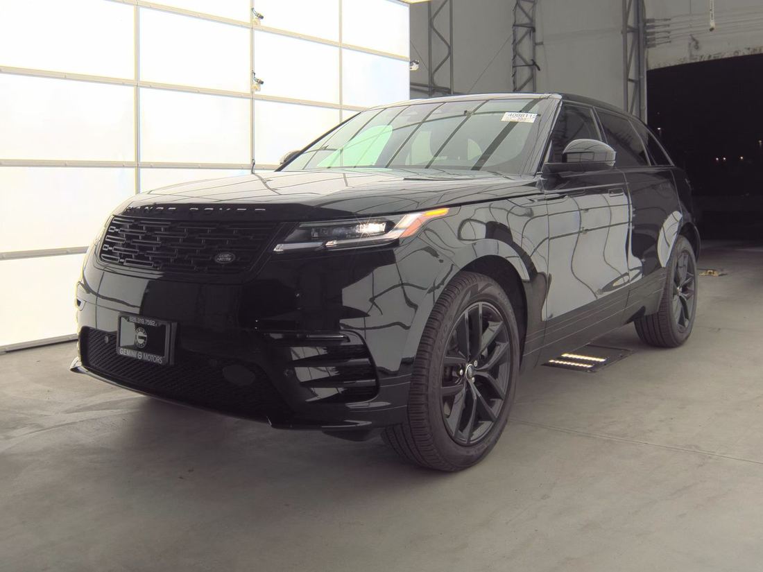 2025 Land Rover P250 Dynamic SE