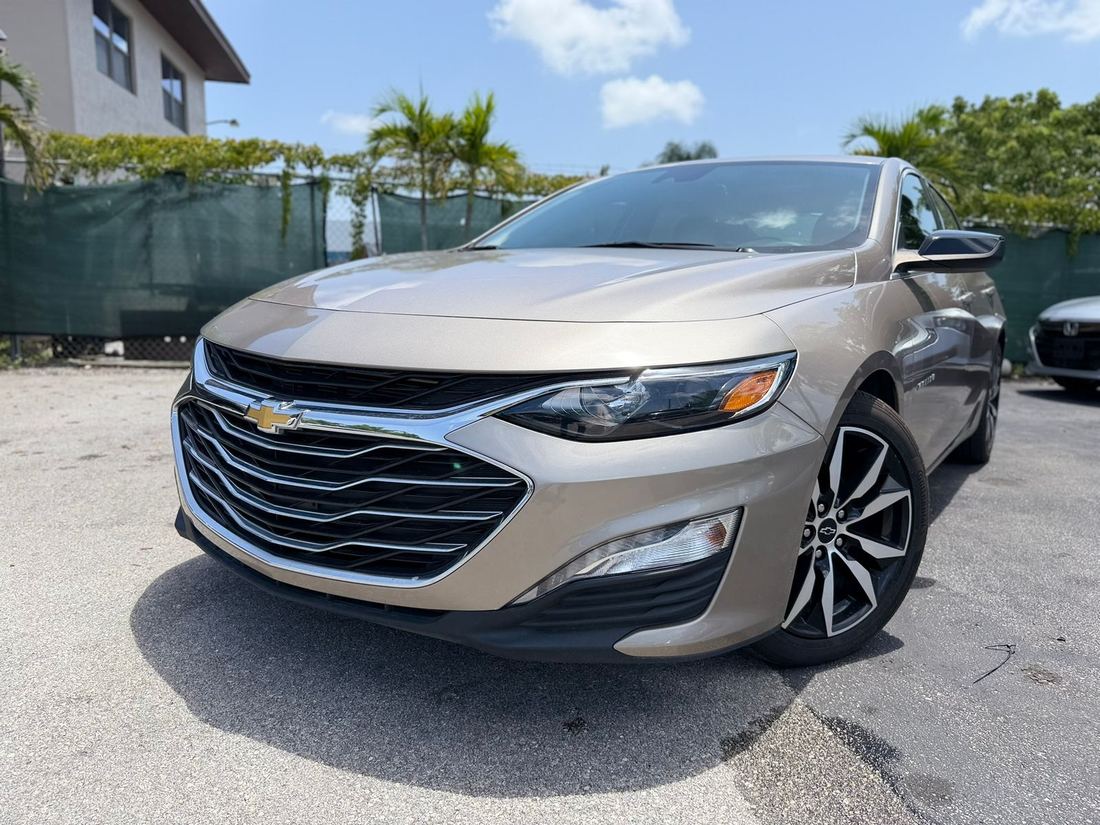 2023 Chevrolet LT (1LT)